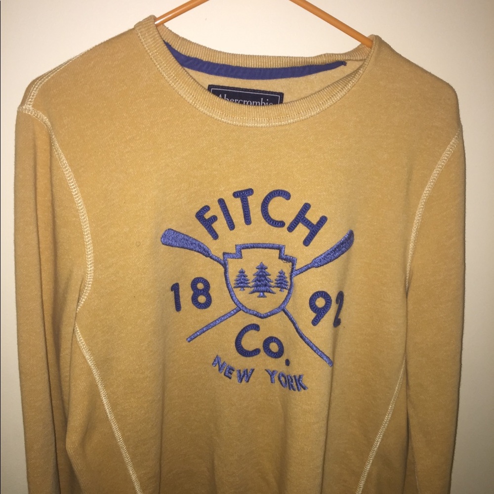 Abercrombie & Fitch Crewneck!